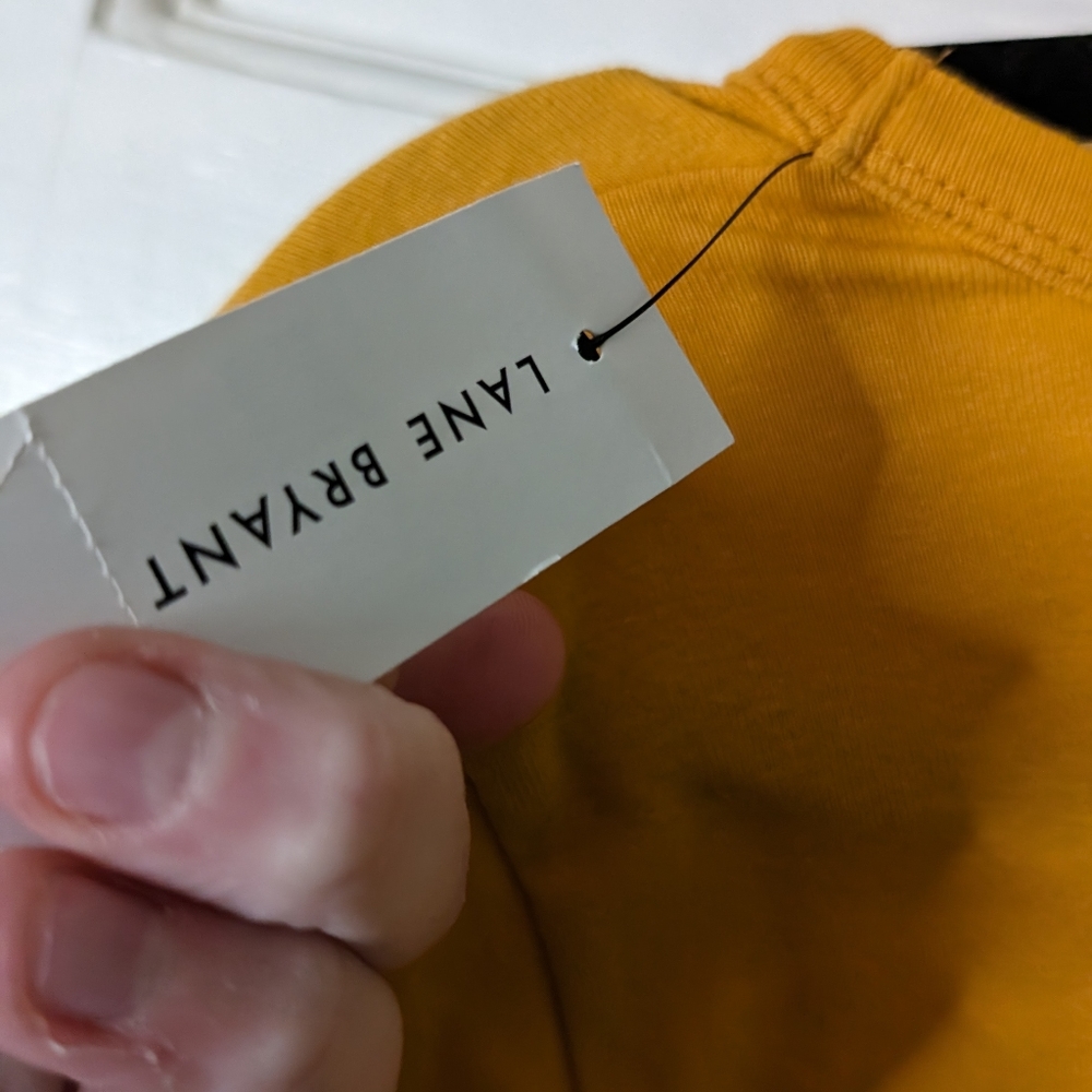 Lane bryant mustard ss top NWT size 10/12- LARGE - Picture 3 of 7